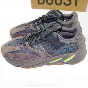 adidas Yeezy Boost 700 “Mauve”